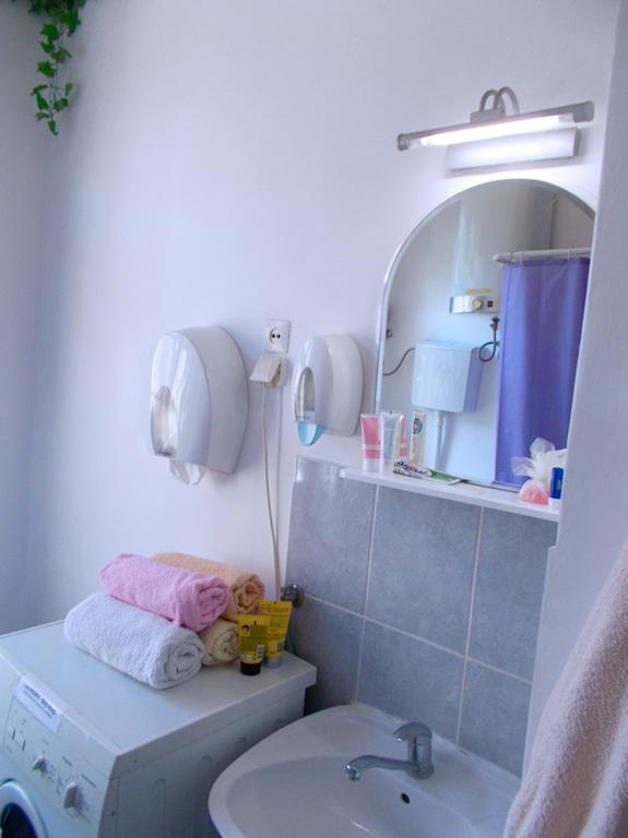 Hostel El Diablo Belgrad Exteriör bild