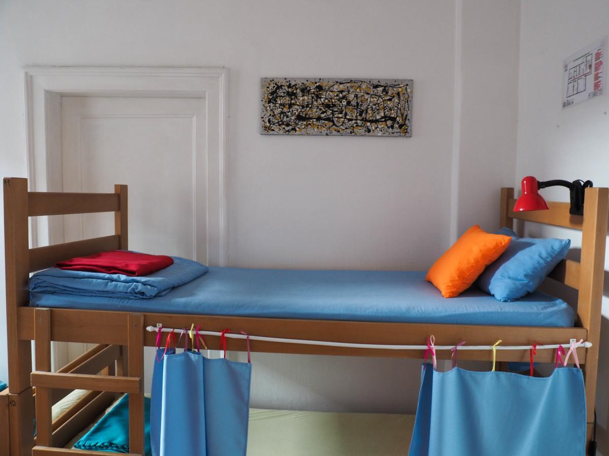 Hostel El Diablo Belgrad Exteriör bild